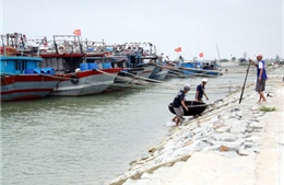 Miền Trung ứng phó với siêu bão 